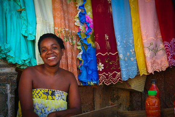 Colorful smiles - Antisiranana, MG