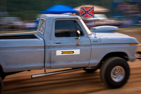 Truck & Tractor Pull